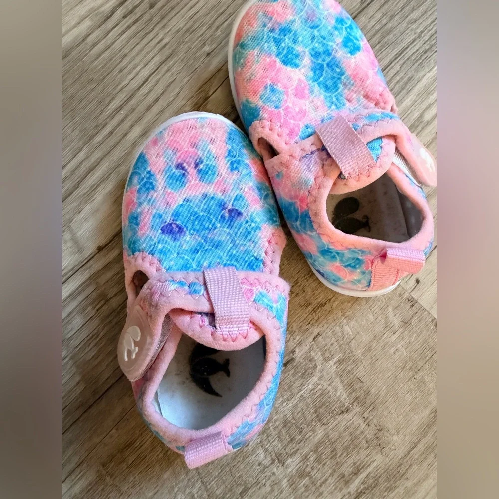 18-24 months Pink & Blue Mermaid-Print Water Shoes with Hook-and-Loop Strap